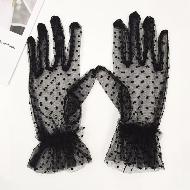 Short mesh gloves for any occassion